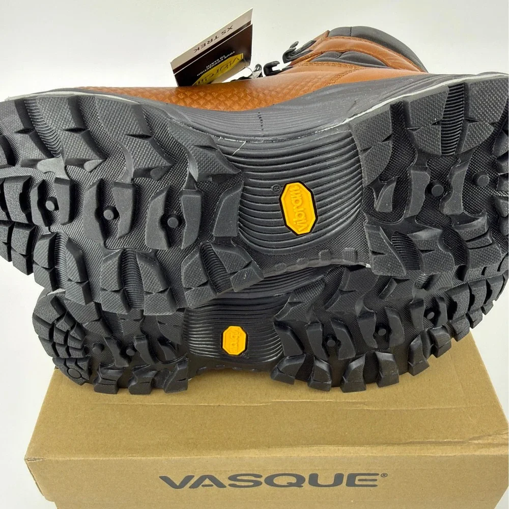Vasque St Elias FG GTX Gore-Tex Mens Hiking Boots Cognac Size 8 Wide NIB 7146